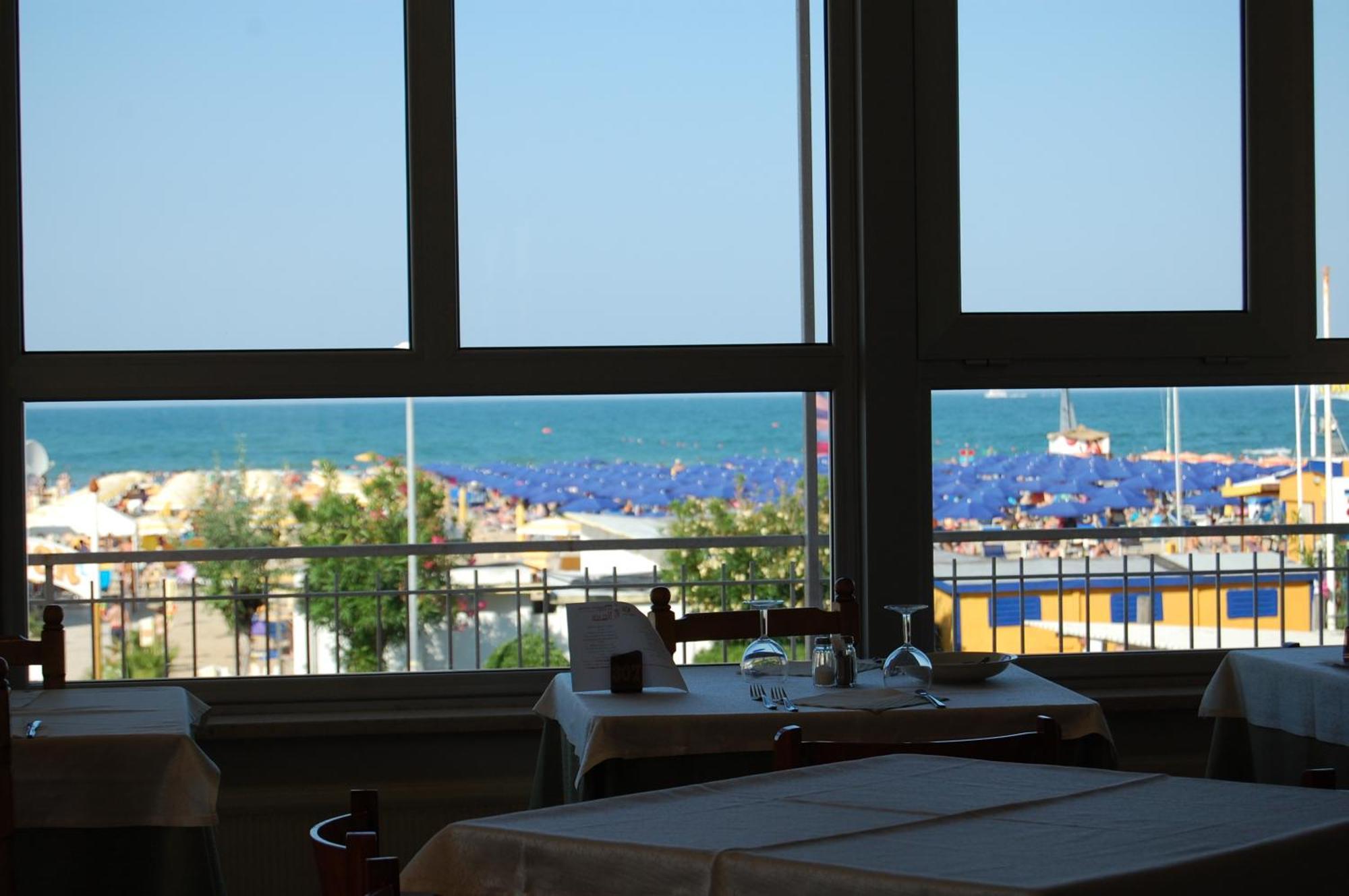 Hotel Nelson Rimini Esterno foto