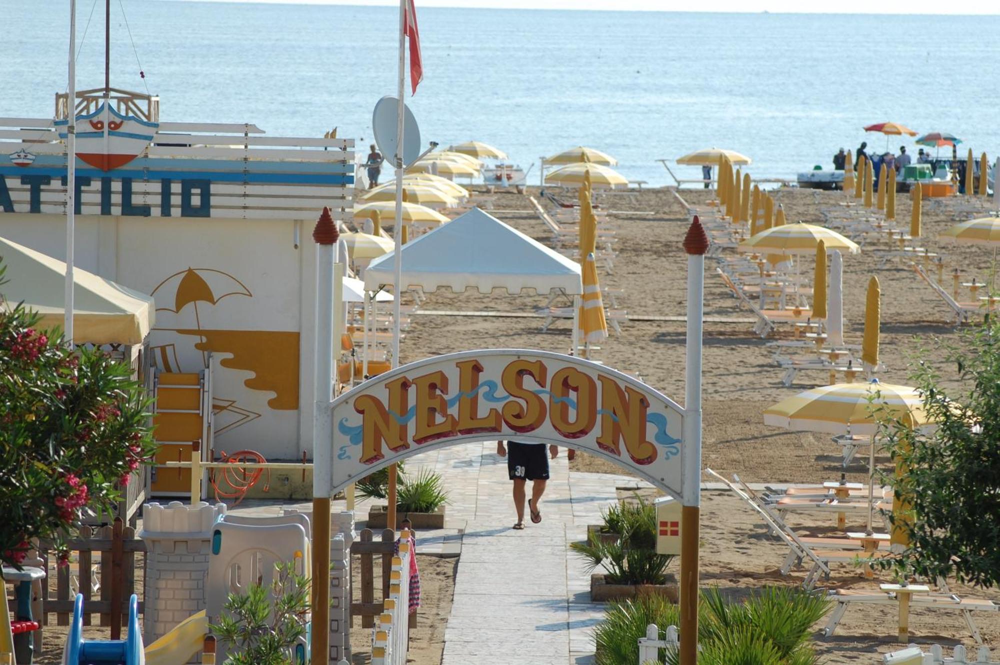 Hotel Nelson Rimini Esterno foto