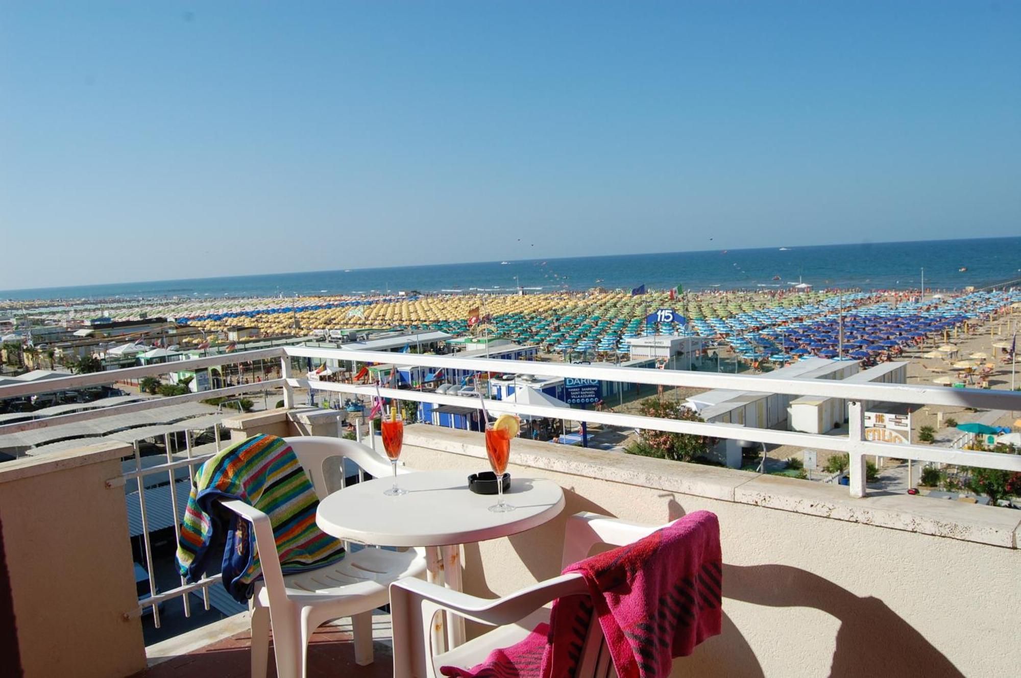 Hotel Nelson Rimini Esterno foto